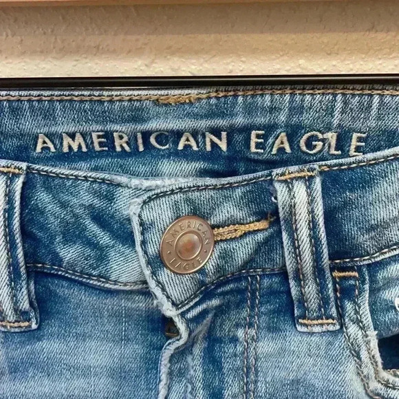 AMERICAN EAGLE Women’s Distressed Cropped Jeggings - Picture 4 of 9